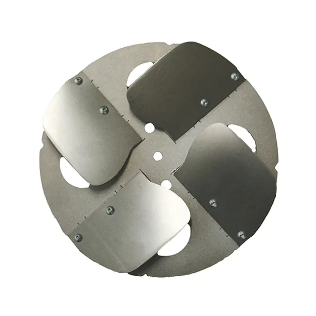 Flattening plates with trowel blades